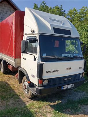 Usluge transporta robe  kamionom 