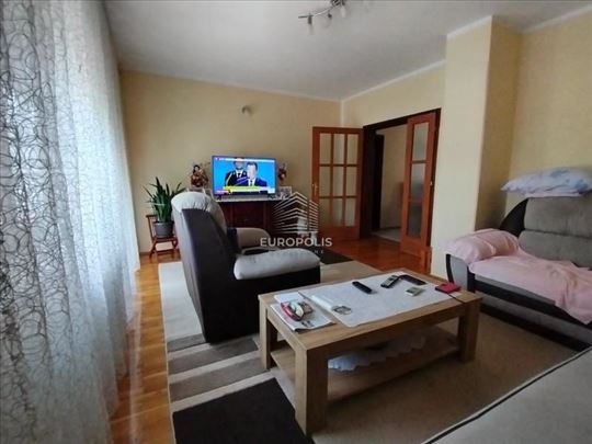 Đure Crljena, Surčin ID#7701