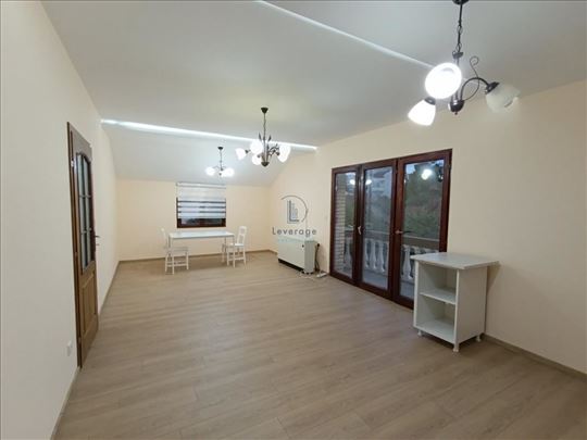 Dušanovac, Admirala Vukovića, 75 m2