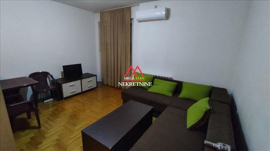 Garsonjera - 29m2 - Grbavica