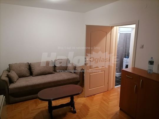 Izdaje se garsonjera 26m²
