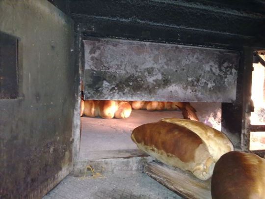 izdaje se proizvodni pogon-pekara