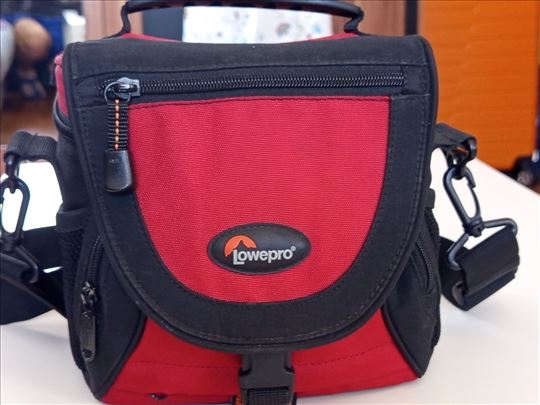 Lowepro Nova Mini AW (na stanju)