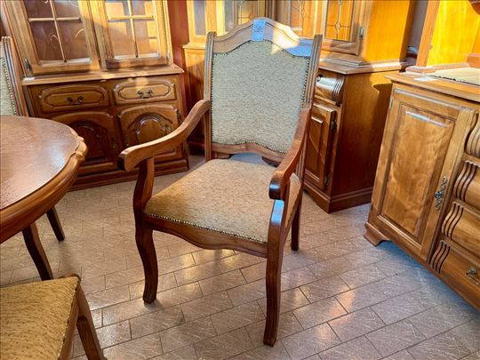 Trpezarijske stolice puno drvo 3.500-8000 din 