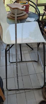 Visoka stolica metalno plastična