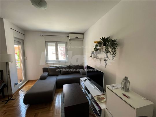 Vlasnik, Zemun, Gornji grad, novogradnja