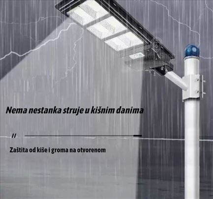 Zidni solarni reflektor sa odvojenim panelom i sen