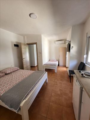 Crna Gora, Sutomore, apartman