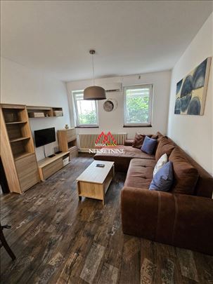Dvoiposoban stan - 60m2 - Centar