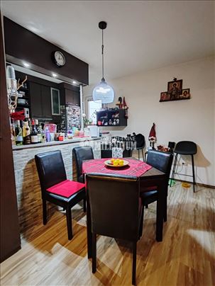 Dvosoban uknjižen duplex na Ledinama ID#2051