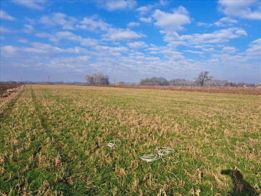 Građevinski plac 65 ari, Obrenovac 
