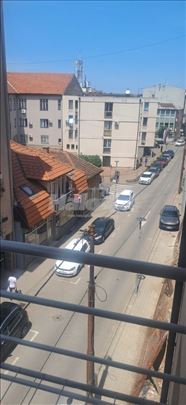 Izdajemo namesten stan u centru Loznice 