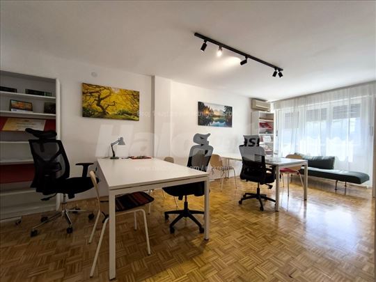 Kompletno opremljen poslovni prostor 60m2, Blok 45