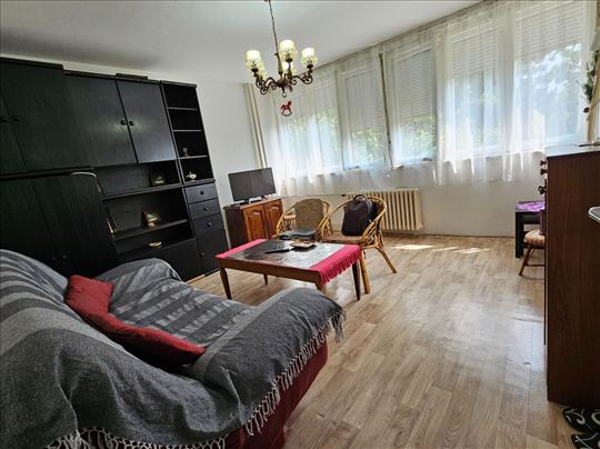 1.0, Zvezdara, Konjarnik, Glasinačka, 33m2