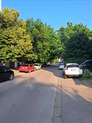 Borča 2-garaža -18m2