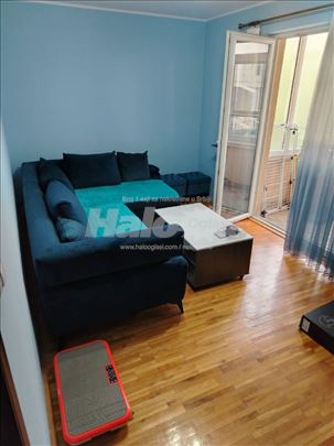 Dvosoban stan 53m2 + parking mesto - Žarkovo