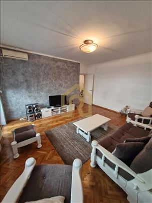 Izdavanje, stan, Drinciceva, 72m2, Id1702