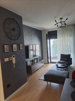 New Minel, dvosoban sa garažom u ceni