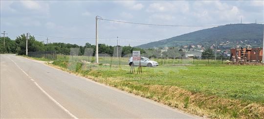 Plac Kosmaj pored Pivare Kabinet 18a