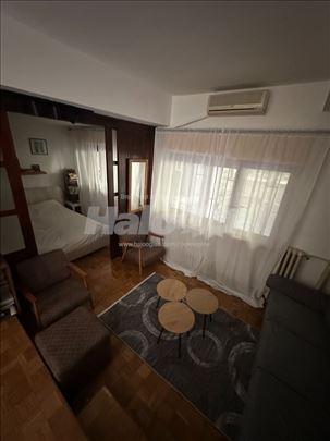 Prodaje se stan 37m² – Dorćol, naselje na Dunavu 