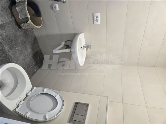Prodajem 3,0 renoviran stan duplex Kaluđerica 57m2