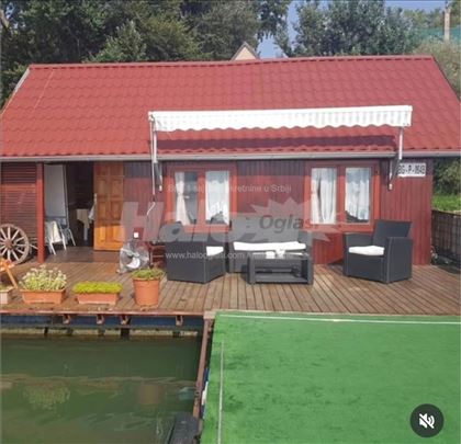 "Splav Magic" sa mestom u Obrenovcu 