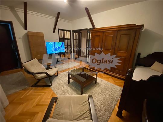 Stan sa pogledom na Botanicku Bastu
