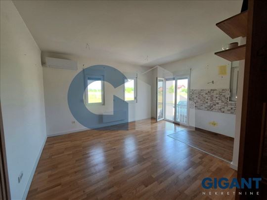 Altina, 55m2, vpr, n.r.