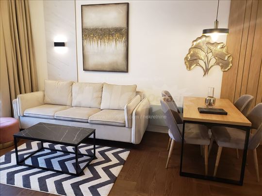 Apartman LUX Zlatibor 39m² sa parkingom