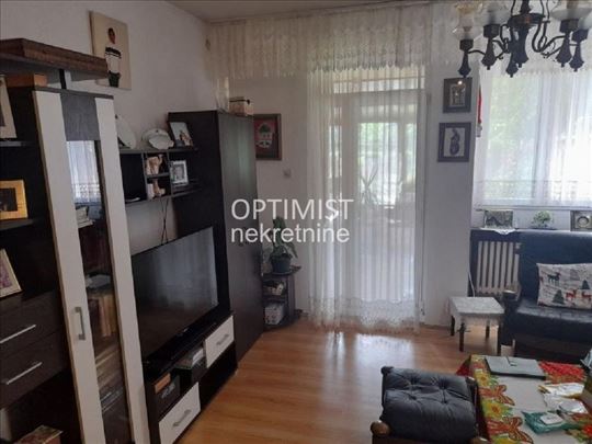Batajnica, 89m2, 3.5 ID#2064