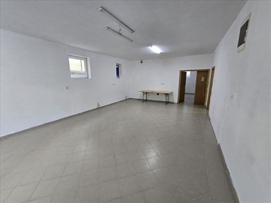 Izdaje se pp na Galenici,useljiv ID#18464