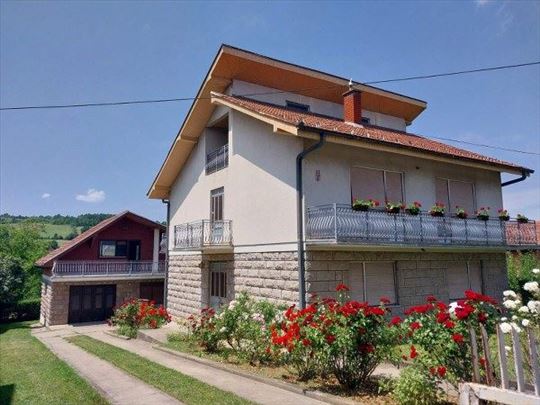 Kvalitetno gradjena kuca u Belosevcu