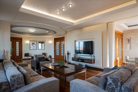Luksuzna nekretnina, retko u ponudi, 220m2+32m2T