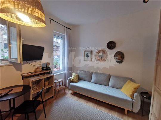Lux garsonjera u Visokog Stevana