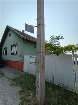 Na Prodaju kuća u Banoštoru