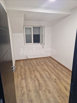 Prodaje se odlican renoviran stan