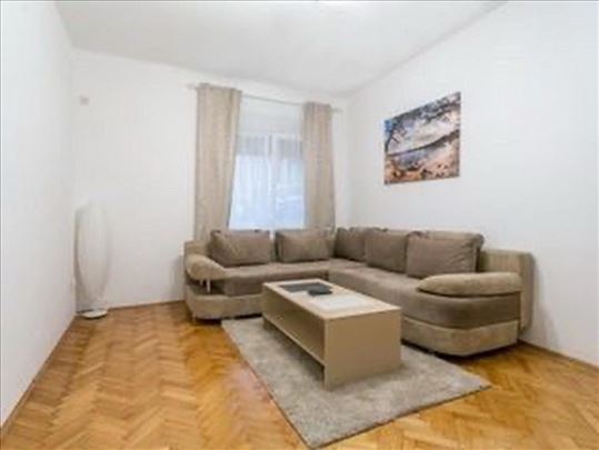 Trg Republike,  Dositejeva, 57m2, renoviran