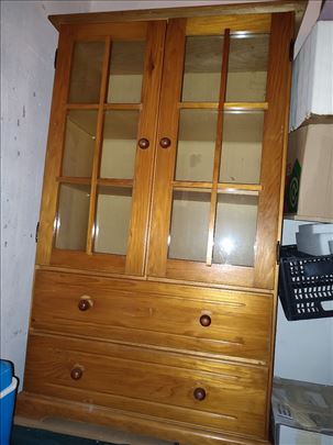 Vitrina 85x40x138