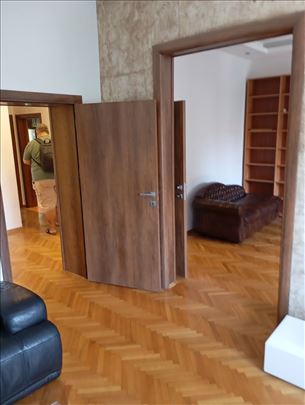 Četvorosoban renoviran stan kod Beograđanke