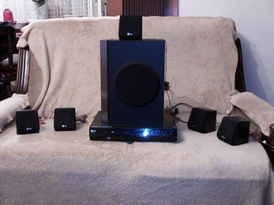 LG dvd Home Sinema sistem HT-303 SD 300W Garancija