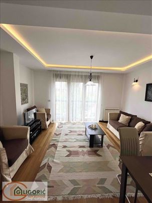 Lux - Vojislava Ilića