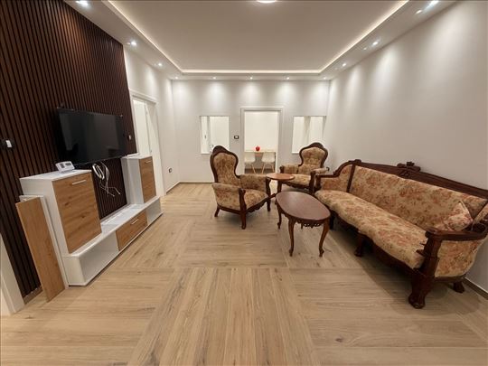Milana Rakića sa parking mestima apartman Olimp
