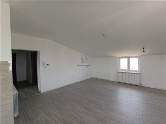 Novogradnja, Mladenovac, 82.45 m2