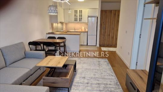 Provizija 40% - Lastavice Lux Garazno mesto