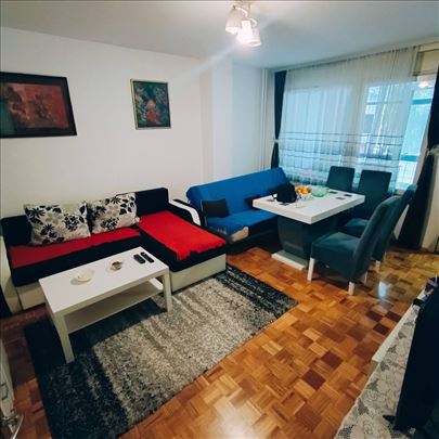 Retko u ponudi,uknjižen 1.5 stan, Blok 63