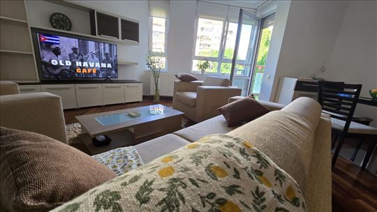Sava centar, Park apartmani, namešten, garaža