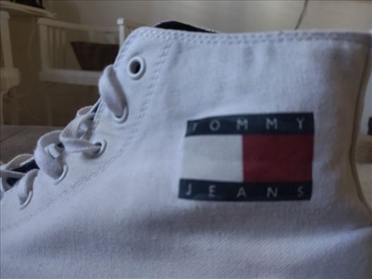 Tommy Hilfiger patike