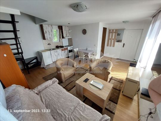 Duplex u zgradi,parking teretana