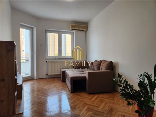Izdaje se dovosoban stan od 54 m² na traženoj loka
