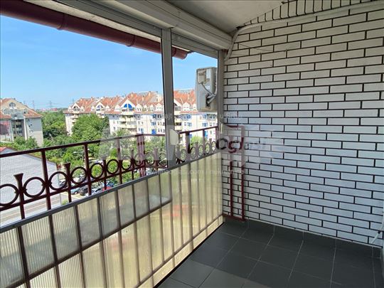 Lux stan 3.0, Bezanijska kosa 2, iza IDEA centra